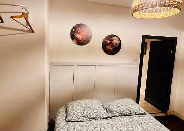 アパート 5- Les Erables Mauves *